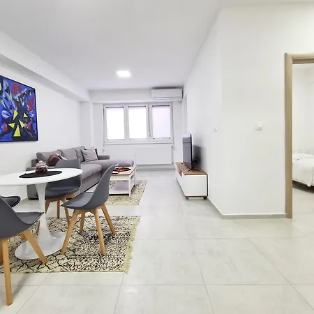 Urban & Скопье