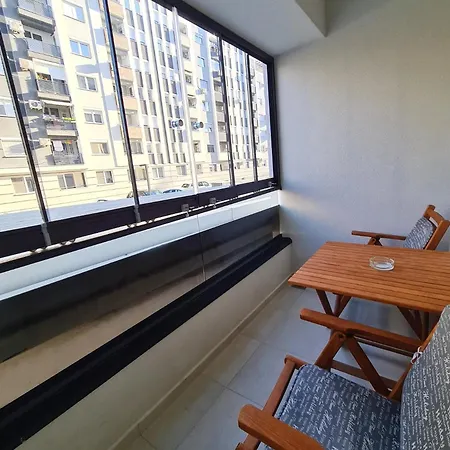 Хостел Urban & *