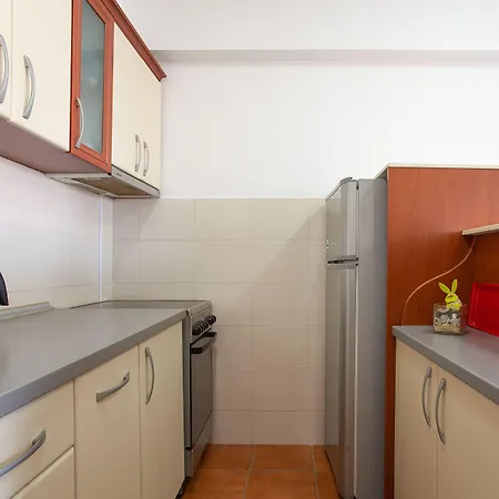 Хостел Urban & *