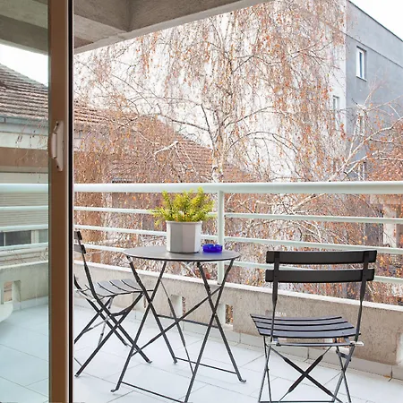 Urban & * Скопье