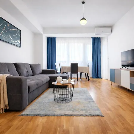 Urban & Hostel