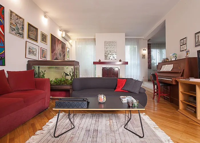 אכסניה Urban & סקופיה