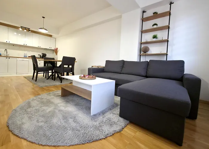 אכסניה Urban & *