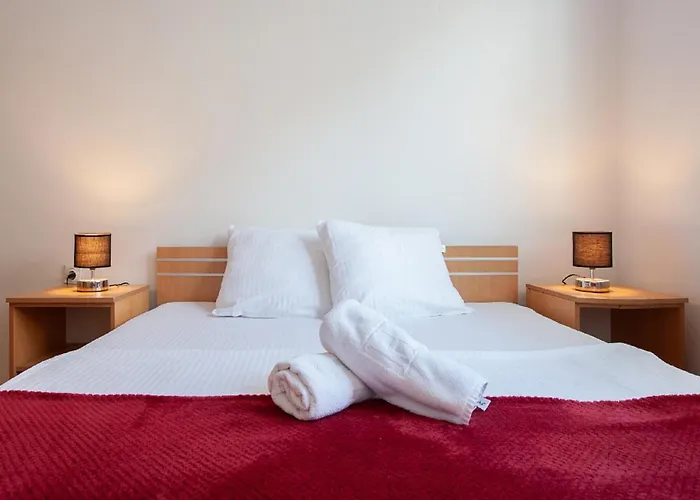 Urban & סקופיה