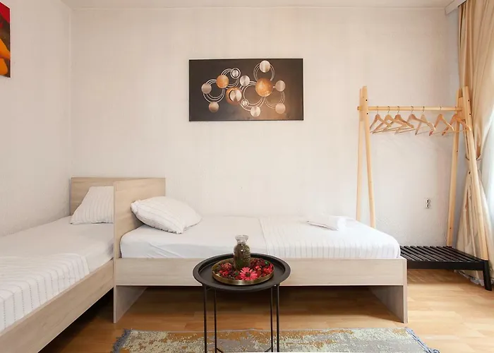 Urban & סקופיה