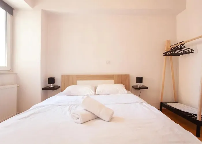 Vandrarhem Urban & Skopje